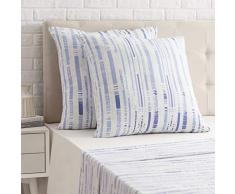 AmazonBasics - Kissenbezug, Satin - 80 x 80 cm x 2, Strukturierte Streifen Eisblau