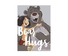 Disney Wandbild von Komar | Bear Hug | Kinderzimmer, Babyzimmer, Dekoration, Kunstdruck | Größe 30x40cm (Breite x Höhe) | ohne Rahmen | WB013-30x40