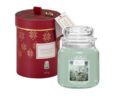 Yankee Candle Geschenkset, mit 1 mittelgroßen Duftkerze im Glas, White Fir, in festlicher Geschenkbox