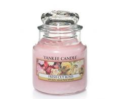 Yankee Candle kleine Duftkerze im Glas, fresh cut roses, Brenndauer bis zu 40 Stunden