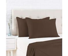 AmazonBasics - Kissenbezug, Satin - 50 x 80 cm x 2, Braun