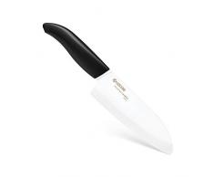 Kyocera Santoku Messer aus bruchfesterer, korrosionsfreier Zirkonia-Hochleistungskeramik (Z206). Extrem scharf, ultraleicht und deutlich länger scharf. Für absolut präzise Schnitte. Keimfrei und Geschmacksneutral. Ergonomischer