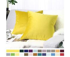 Lewondr Samt Kissenbezug 45x45cm, 2-Set Sanft Einfarbige Moderne Quadratische Kissen Hülle Zierkissenbezüge für Weihnachten Deko, Wohnzimmer, Sofa, Schlafzimmer, Auto, Olivgelb
