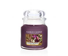 Yankee Candle Duftkerze im mittelgroßen Jar, Moonlit Blossoms