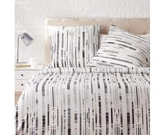 AmazonBasics - Bettwäsche-Set, Satin - 260 x 240 cm / 65 x 65 cm x 2, Strukturierte Streifen Anthrazit