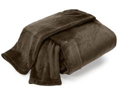 Gözze Premium Kuscheldecke mit Ärmel, 150 x 240 cm, mit Brusttasche, Braun, 88765-72-150240