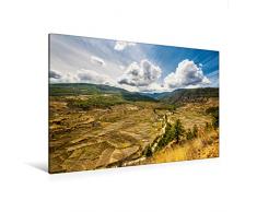 Premium Textil-Leinwand 120 x 80 cm Quer-Format Harmonisches Landschaftsbild mit Reisfelder in Bhutan, Himalaya, Asien | Wandbild, HD-Bild auf Keilrahmen, Fertigbild auf hochwertigem Vlies, Leinwanddruck von Tommy Seiter