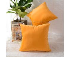 MERNETTE Samtweich dekorative quadratische Kissenbezüge Set Kissenbezüge für Sofa Schlafzimmer Auto Stuhl 22x22 Kurkuma