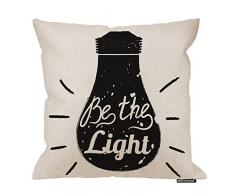 HGOD DESIGNS Kissenbezug mit Zitat, Motiv Be The Light, isoliert auf Glühbirne, Baumwolle, Leinen, Polyester, Dekoration, Sofa, Schreibtisch, Stuhl, Schlafzimmer, 40,6 x 40,6 cm 18x18 Inch A8-0107