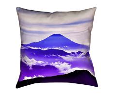 ArtVerse Katelyn Smith Mt. Fuji Sofakissen aus Polyester-Twill, Ombre, Blau / Violett, 35,6 x 35,6 cm
