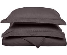 Superior - Superweiches, leichtgewichtiges/knitterfestes Bettbezugsset mit gestickten Wolken auf Kopfkissenbezügen mit Stehsaum in einer Geschenkbox, 269 x 234 cm, 100 % gebürstete Mikrofaser, elfenbeinfarben