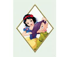 Komar Disney Wandbild Snow White & Dopey | Kinderzimmer, Babyzimmer, Dekoration, Kunstdruck | ohne Rahmen | WB082-30x40 | Größe: 30 x 40 cm (Breite x Höhe)