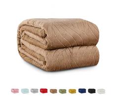 Shop Bedding Soft-Fleece-Decke Plüschdecke für Bett oder Couch - Geprägte Flanell-Decke für Schlafzimmer, Wohnzimmer und Reise Taupe, König Blanket von Blissford
