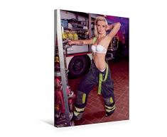 Calvendo Premium Textil-Leinwand 50 cm x 75 cm hoch, Sexy Feuerwehrfrau | Wandbild, Bild auf Keilrahmen, Fertigbild auf echter Leinwand, Leinwanddruck Menschen Menschen