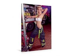 Calvendo Premium Textil-Leinwand 80 cm x 120 cm hoch, Sexy Feuerwehrfrau | Wandbild, Bild auf Keilrahmen, Fertigbild auf echter Leinwand, Leinwanddruck Menschen Menschen