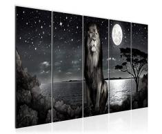 Bilder Afrika Löwe Wandbild 150 x 60 cm Vlies - Leinwand Bild XXL Format Wandbilder Wohnzimmer Wohnung Deko Kunstdrucke Schwarz Weiß 5 Teilig - MADE IN GERMANY - Fertig zum Aufhängen 022956c