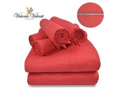 Victoria Valenti geprägtes Bettwäsche-Set mit 4 Kissenbezügen, doppelt gebürstet und ultraweich mit tiefen Taschen für extra tiefe Matratze, Mikrofaser, hypoallergen California King rot