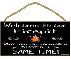 Blackwater Trading Schwarz Welcome to Our Feuerstelle Wo Freunde & Marshmallows Toasted gleichzeitig Camping Schild 12,7 x 25,4 cm