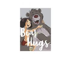 Disney Wandbild von Komar | Bear Hug | Kinderzimmer, Babyzimmer, Dekoration, Kunstdruck | Größe 50x70cm (Breite x Höhe) | ohne Rahmen | WB013-50x70
