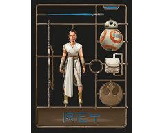 Komar Wandbild Star Wars Toy Rey | Kinderzimmer, Jugendzimmer, Dekoration, Kunstdruck | ohne Rahmen | WB182-30x40 | Größe: 30 x 40 cm (Breite x Höhe)