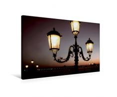 Premium Textil-Leinwand 75 x 50 cm Quer-Format Alte Laterne | Wandbild, HD-Bild auf Keilrahmen, Fertigbild auf hochwertigem Vlies, Leinwanddruck von Simone Wunderlich