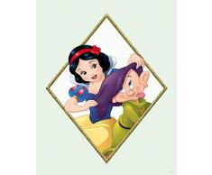 Komar Disney Wandbild Snow White & Dopey | Kinderzimmer, Babyzimmer, Dekoration, Kunstdruck | ohne Rahmen | WB082-40x50 | Größe: 40 x 50 cm (Breite x Höhe)