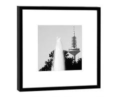 COGNOSCO - Fotografie im Holzrahmen: Ginnheimer Spargel Fernsehturm Frankfurt - Fotodruck - Format 27 x 27 cm - Rahmenfarbe schwarz - Hochwertiges Wandbild, Geschenkidee oder Souvenir aus Hessen