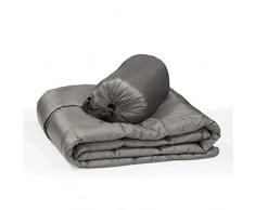 Outdoor Packbare Daunendecke für Camping, Reisen, Wandern, Picknicks, Strandausflüge, warm, leicht, wasserdicht, winddicht (152 x 178 cm), 650 Füllleistung mit Tragetasche 60x70 STROM