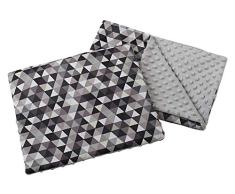 Babydecke Krabbeldecke mit Kissen 100% Baumwolle MINKY Kinderdecke 55x75 + 35x30cm multifunktional für Kinderwagen Babyschale Wiege Medi Partners (graue Dreiecke mit grauen Minky)
