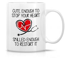 Retreez Lustige Tasse – Cute Enough To Stop Your Heart Skilled To Restart It Doctor 312 ml Keramik Kaffeetassen – lustig, Sarkasmus, motivierend, inspirierendes Geburtstagsgeschenk für Medizin, Freunde, Kollegen