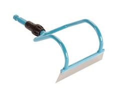 Gardena combisystem-Bügelzughacke: Gartenhacke zum ziehenden Jäten und Lockern unter großer Belastung, 12 cm Arbeitsbreite, rostfreies Edelstahlblatt, passend zu combisystem-Stielen (3192-20)