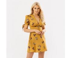 Minikleid mit kurzer Knopfleiste