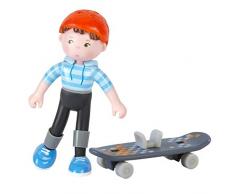 HABA 304744 - Little Friends – Marc, Minipuppe ab 3 Jahren, mit Skateboard und Pappkulisse, strapazierfähige Biegepuppe aus Kunststoff für lange Spielfreude