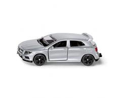 SIKU 1503, Mercedes-Benz GLA 45 AMG, Metall/Kunststoff, Silber, Spielzeugauto für Kinder, Öffenbare Türen, Anhängerkupplung