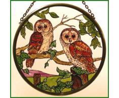 Dekorativer Fensterschmuck/Sonnenfänger, handbemalt, Buntglas Sonnenfänger, Motiv: Kokarde in einer Scheune Eulen Design.